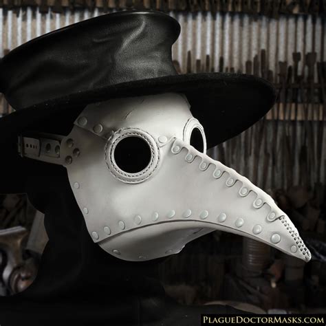 Long Beak Plague Doctor Mask In White Color
