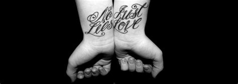 Contents 1 estilos y tipos de letras para tatuajes 2 letras lindas para el mejor diseño si queremos que la frase que nos tatuamos se entienda a la perfección entonces deberemos. Tatuajes de letras para nombres y frases ¡Ideas de ...