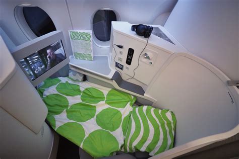 Review Fabulous Business Class On Finnairs A350 900 God Save The Points