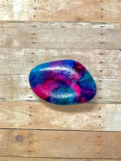 Beginners Guide To Using Alcohol Inks On Rocks In 2020