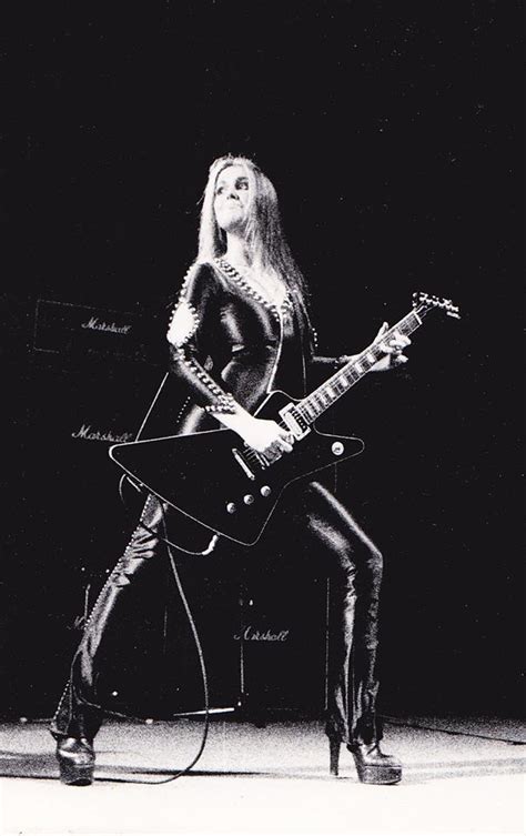 Lita Ford Photos Lita Ford With The Runaways In Sweden