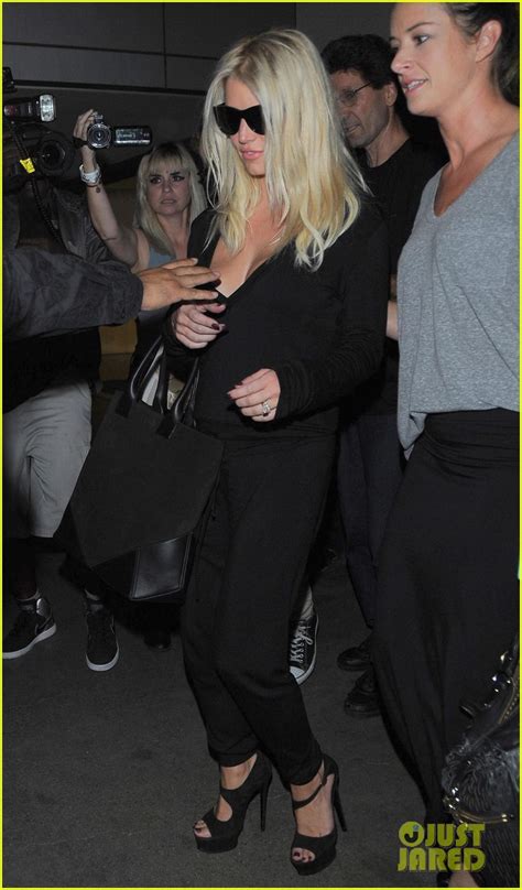 jessica simpson hit her goal thanks to weight watchers photo 3204874 jessica simpson photos
