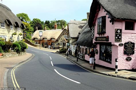 Uks 20 Most Instagrammable Villages Revealed Based On Hashtags Daily