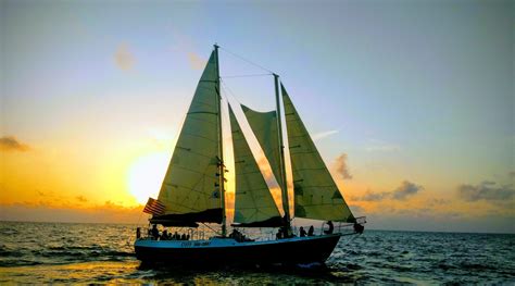 2 Hour Sunset Sailing Cruise On Clearwater Beach In Tampa Book Tours
