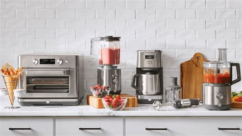 5 Must Have Small Kitchen Appliances