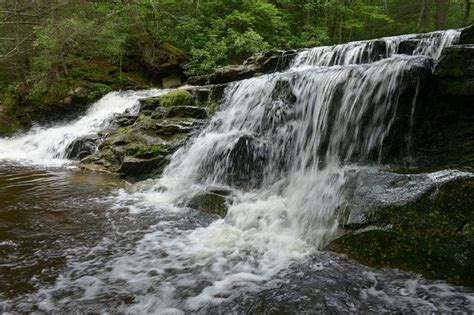 9 Hikes To See Dazzling Waterfalls In Upstate Ny