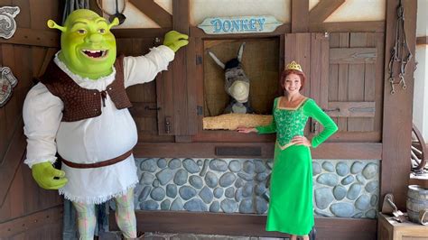 Photos Video New Shreks Swamp Meet With Shrek Fiona And Donkey