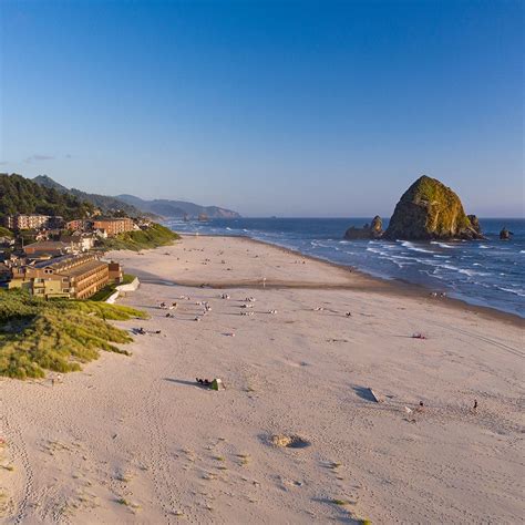 Cannon Beach Oregon Coast Visitors Association