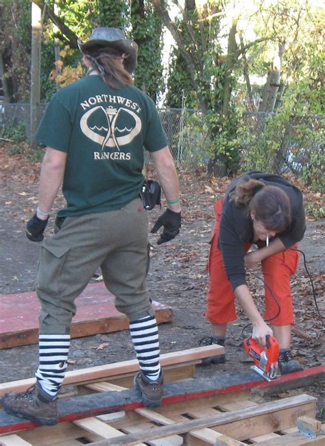 Redneck Carpentry 2 Building A Platform Out Of Rotting Scr Flickr