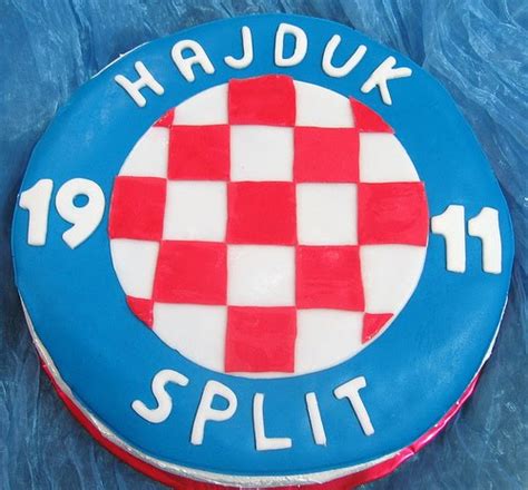 Последние твиты от hnk hajduk split (@hajduk). Photo, Shoot: Hajduk Split Cake - Just Football