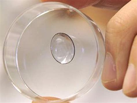 Transition Contact Lenses Respond To Light Could Replace Sunglasses