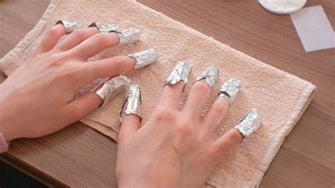 How To Remove Acrylic Nails At Home The Trend Spotter