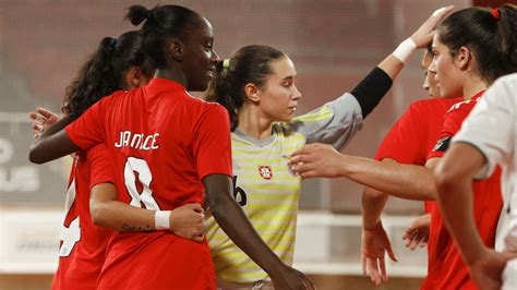O belo voar da águia. Futsal Feminino Santa Luzia Benfica Campeonato - SL Benfica