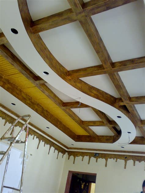 Gypsum ceiling designs or false ceiling design as other people call it was introduced in kenya through hospitality industry in the early 1990s and was considered expensive to afford. 4 Curved gypsum ceiling designs for living room 2015