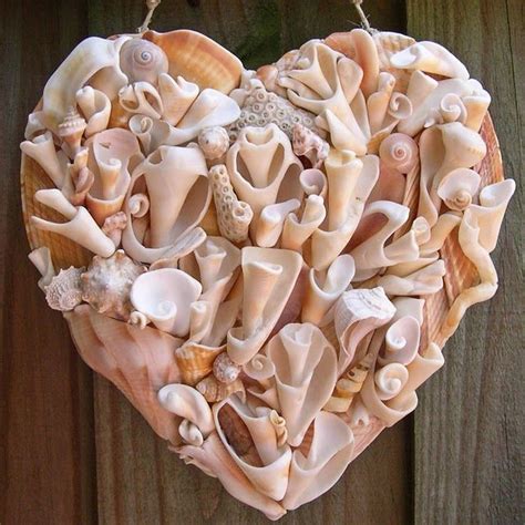 Hearts Made From Shells Artesanías Con Conchas Marinas