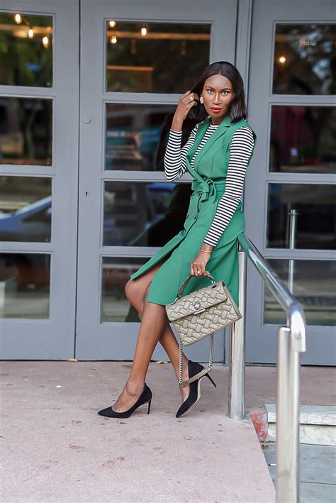 How To Style A Sleeveless Dress Thatcorporatechic