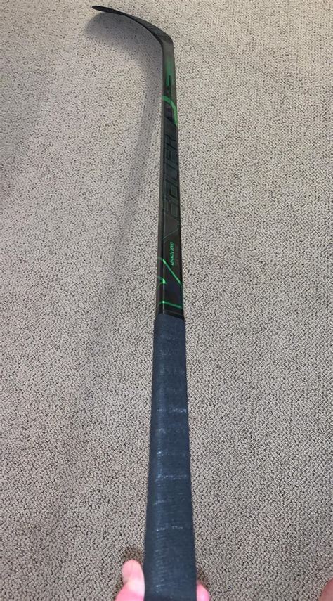 Used intermediate left hand bauer supreme adv grip composite p88 68 flex 59 inches. Bauer Supreme ADV (intermediate) | Hockey Sticks