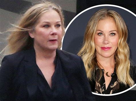 christina applegate 50 reveals 40lb weight gain after ms diagnosis daily mail online