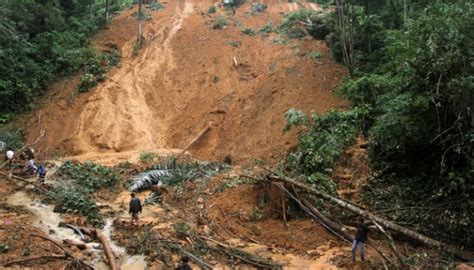 Menanggulangi bencana alam (coping with disaters). Antara Kita, Alam dan Bencana