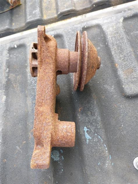 Water pump - Parts For Sale - Antique Automobile Club of America