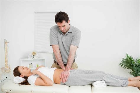 Técnica de masajes para reducir el abdomen Estilo de Vida Bienestar Univision