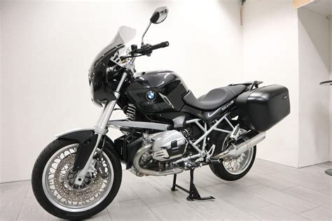 It replaces the r1150r, compared with which it has a 55 lb (25 kg) weight saving and 28% increase in power. Motorrad Occasion kaufen BMW R 1200 R Classic *1987 Töff ...