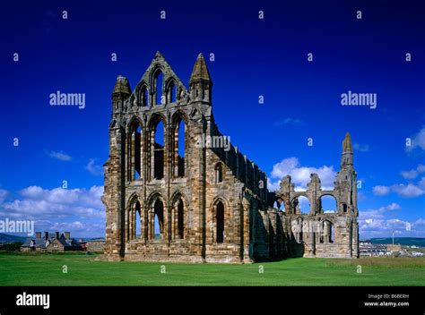Whitby Abbey North Yorkshire Stock Photo Alamy
