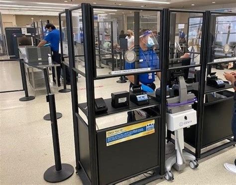 Acrylic Barriers Installed At Airport Tsa Checkpoints Woai