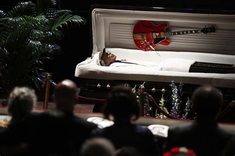 Chuck Berry Remembered In Rock N Roll Style Nbc News
