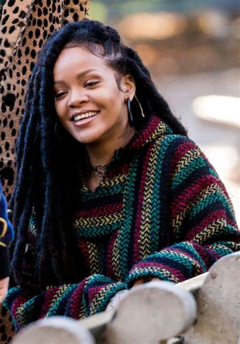 Rihanna Rihanna Dreadlocks Rihanna Dreads Rihanna Outfits