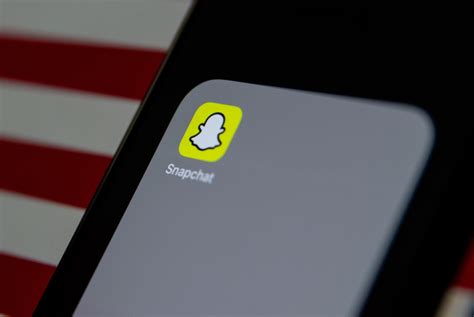 A New Monetization Test Allows Top Creators On Snapchat To Include Ads