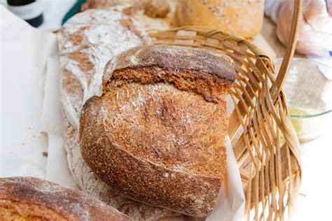 The Healthiest Bread To Eat According To Dietitians Wellgood