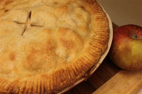 Golden brown, flaky, and delicious, it is perfect for company. Homemade Apple Pie - How To Feed A Loon