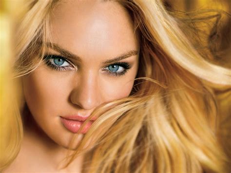 Candice Swanepoel South African Model Girl Wallpaper 052 1600x1200