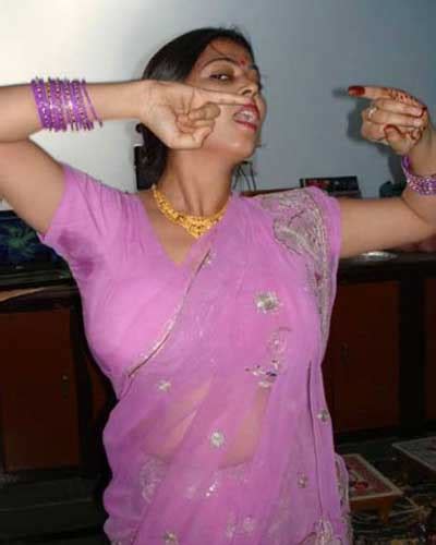 Hot Desi Aunty Dancing Still Mallu Surf