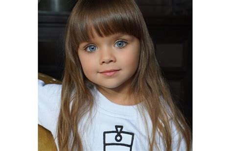 Menina Mais Bonita Do Mundo Tem Cinco Anos E é Russa Conheça