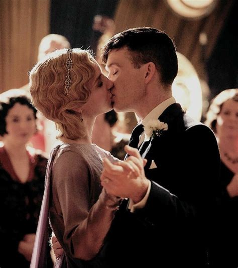 Tommy And Grace Shelby Kiss Wallpaper The King And His Queen Peakyblinders Cillianmurphy