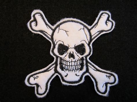 Embroidered Skull And Cross Bones Iron On Patch Skull Patch Etsy
