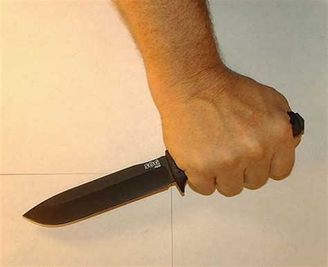 Sog Pressure Knife Evaluate Survival Life Prepper Daily Buzz