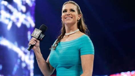 Wwe Hall Of Famer Pays Tribute To Stephanie Mcmahon
