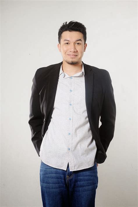 Home / series / teman lelaki upahan / aired order / season 1 / episode 25. Qaseh ku..: Ungku Ismail Aziz Teman Lelaki Upahan
