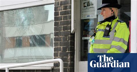 Nottingham Less Looting But Five Police Stations Were Attacked Uk