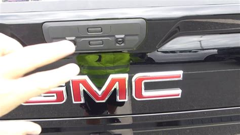 Gmc Sierra 1500 Denali V8 Tailgate Features Youtube