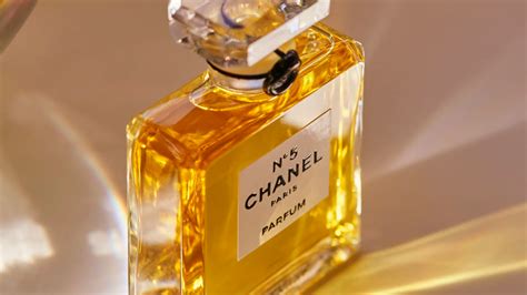 The 10 Most Iconic And Timeless French Perfumes Of All Time