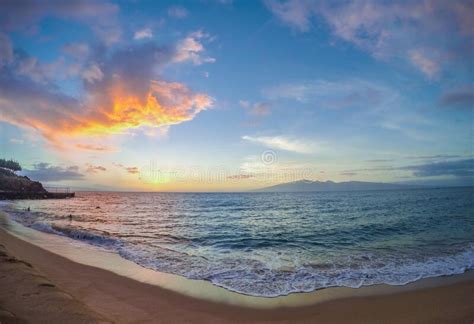Sunset On Kaanapali Beach Maui Stock Photo Image Of Sunrise Pacific