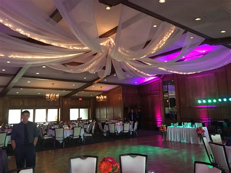 It also provides golfing services, such as golf. Forest Hills Country Club Wedding - Felix And Fingers ...