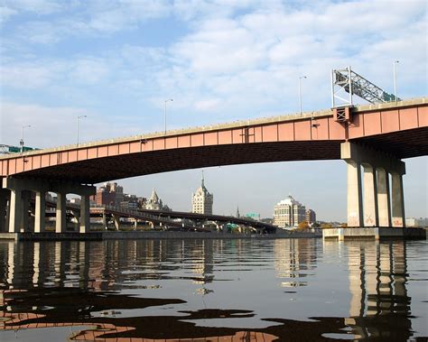 Dunn Memorial Bridge Over The Hudson River Official Name Flickr