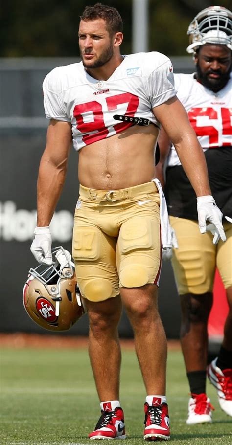 Hot Rugby Players American Football Players Nfl Football 49ers