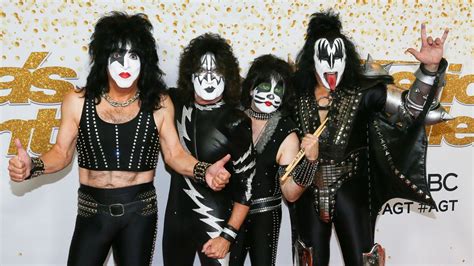 Le Groupe Kiss Fait Ses Adieux à La Scène Avec Une Ultime Tournée Vanity Fair