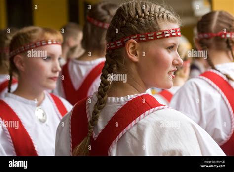 Girls In Traditional National Finnish Dress Stock Photo Alamy